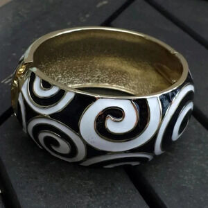 Chunky Black and White Retro Mid-Century Style Enamel Bangle Statement Bracelet
